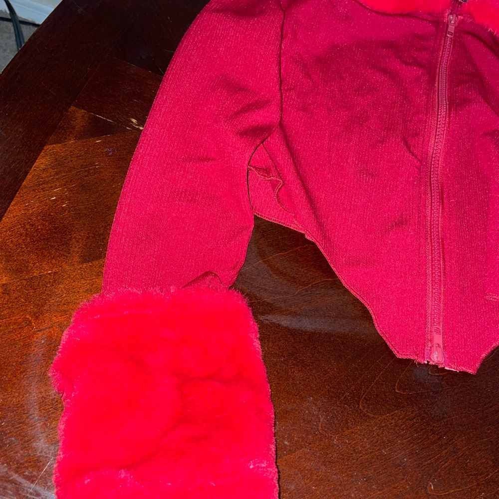 sweater - Picture 2 of 2